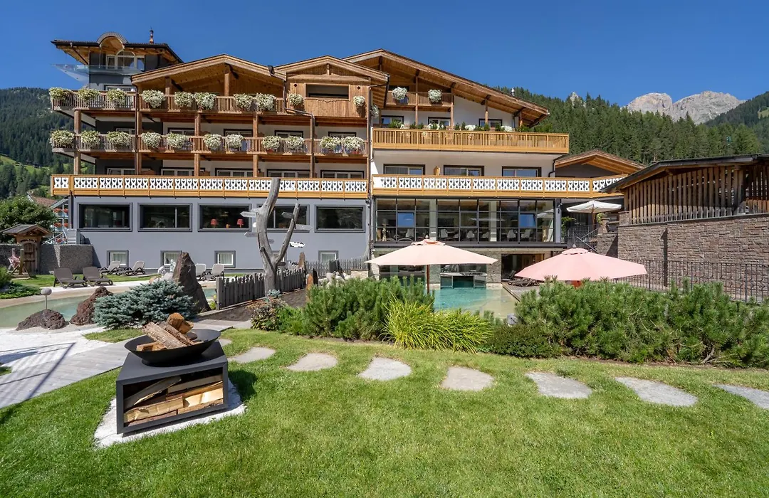 Croce Bianca Leisure & Spa Hotel-1
